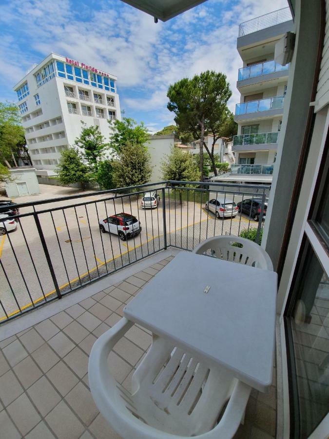 Residence La Zattera Lignano Sabbiadoro Luaran gambar
